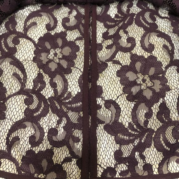 *NWOT* Aritzia Babaton Floral Lace Ian Blouse - Size XS - Picture 7 of 9